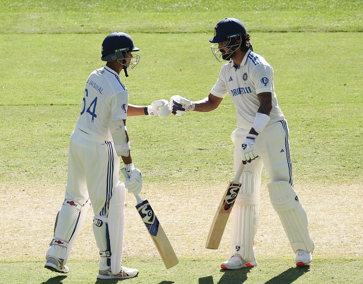 "Yashasvi Jaiswal hitting a six during the second day of the IND vs AUS Test"