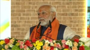 "प्रधानमंत्री नरेंद्र मोदी प्रयागराज में महाकुंभ 2025 की तैयारियों का शुभारंभ करते हुए कुंभ कलश का पूजन कर रहे हैं।"