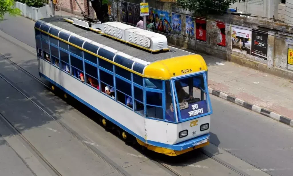 Kolkata High Court Orders Restoration of Tram Tracks,