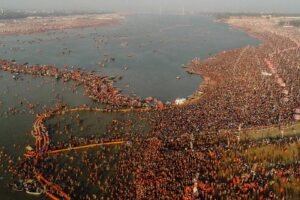3.50 Crore Devotees Take Amrit Snan at Prayagraj Kumbh Mela on Makar Sankranti