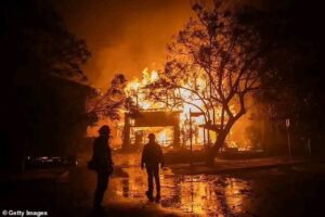 **california-wildfire-11-deaths-50-billion-loss-looting-curfew**