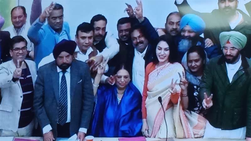 Harpreet Kaur Wins Chandigarh Mayor Election, Congress & AAP Alliance Defeated