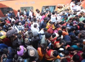 "delhi-railway-station-stampede-18-dead-25-injured"