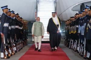 "bharat-qatar-rishton-ki-nayi-uchai-pm-modi-ne-amir-ka-swagat"