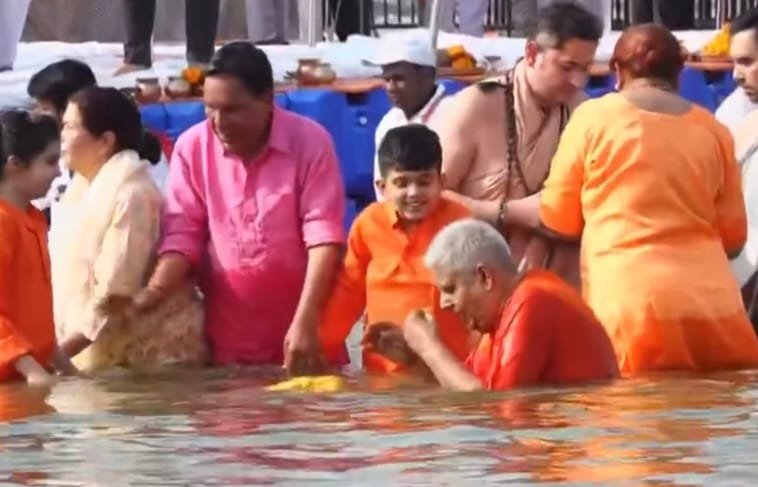 "Vice President Dhankhar Takes a Holy Dip at Sangam,