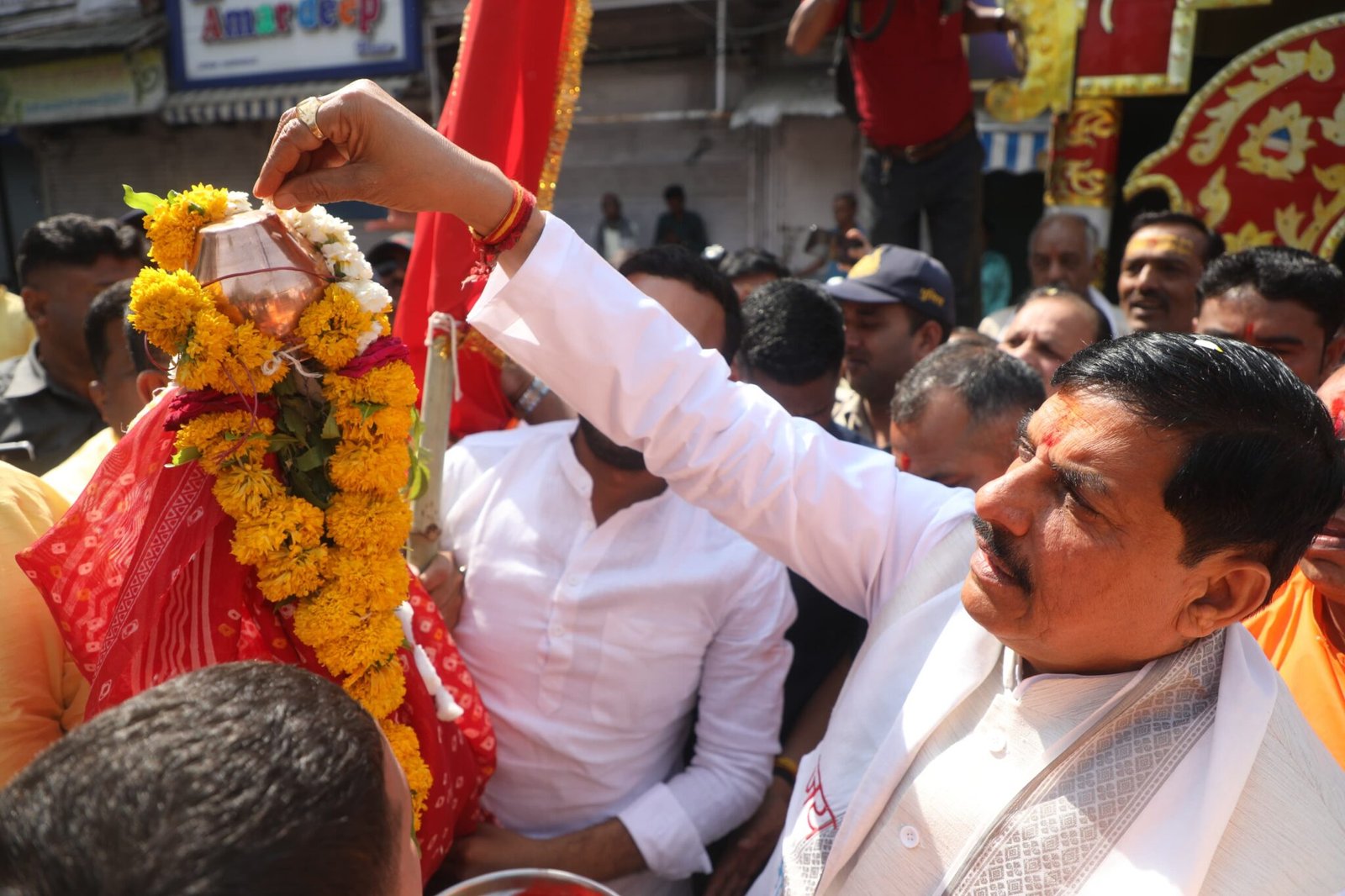cm-mohan-yadav-ujjain-hindu-new-year-flag-worship-procession