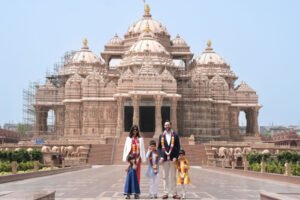 us-vice-president-jd-vance-delhi-visit-akshardham