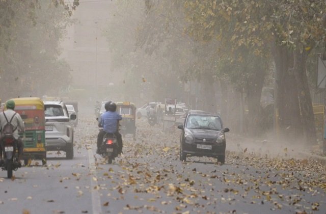 मध्यप्रदेश में नौतपा के बीच बारिश और आंधी का कहर, 30 जिलों में अलर्ट