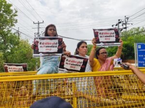 congress-protests-against-minister-vijay-shah-black-clothes-memo-to-governor
