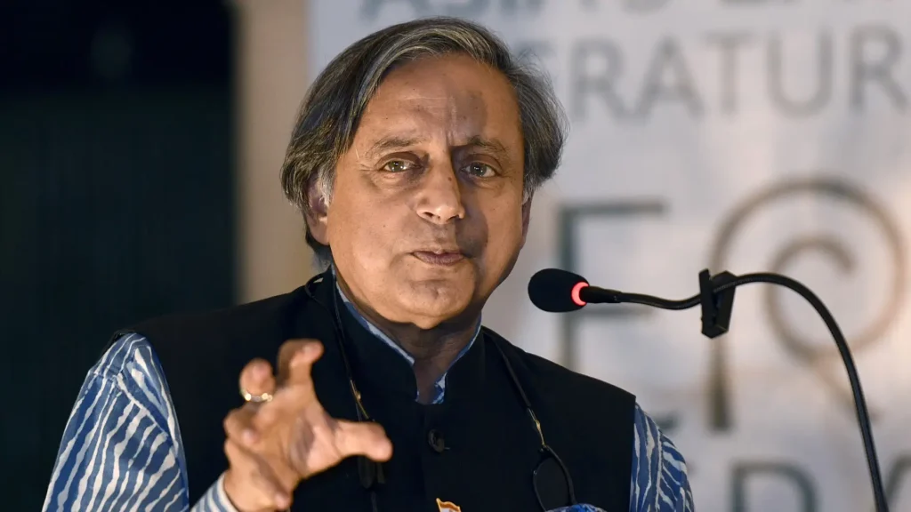 शशि थरूर बोले – भारत शांति चाहता है, लेकिन आतंकी हमलों को अब जवाब मिलेगा