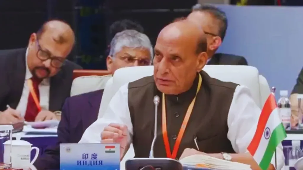 SCO बैठक में भारत का कड़ा रुख: राजनाथ सिंह ने पाकिस्तान पर साधा निशाना