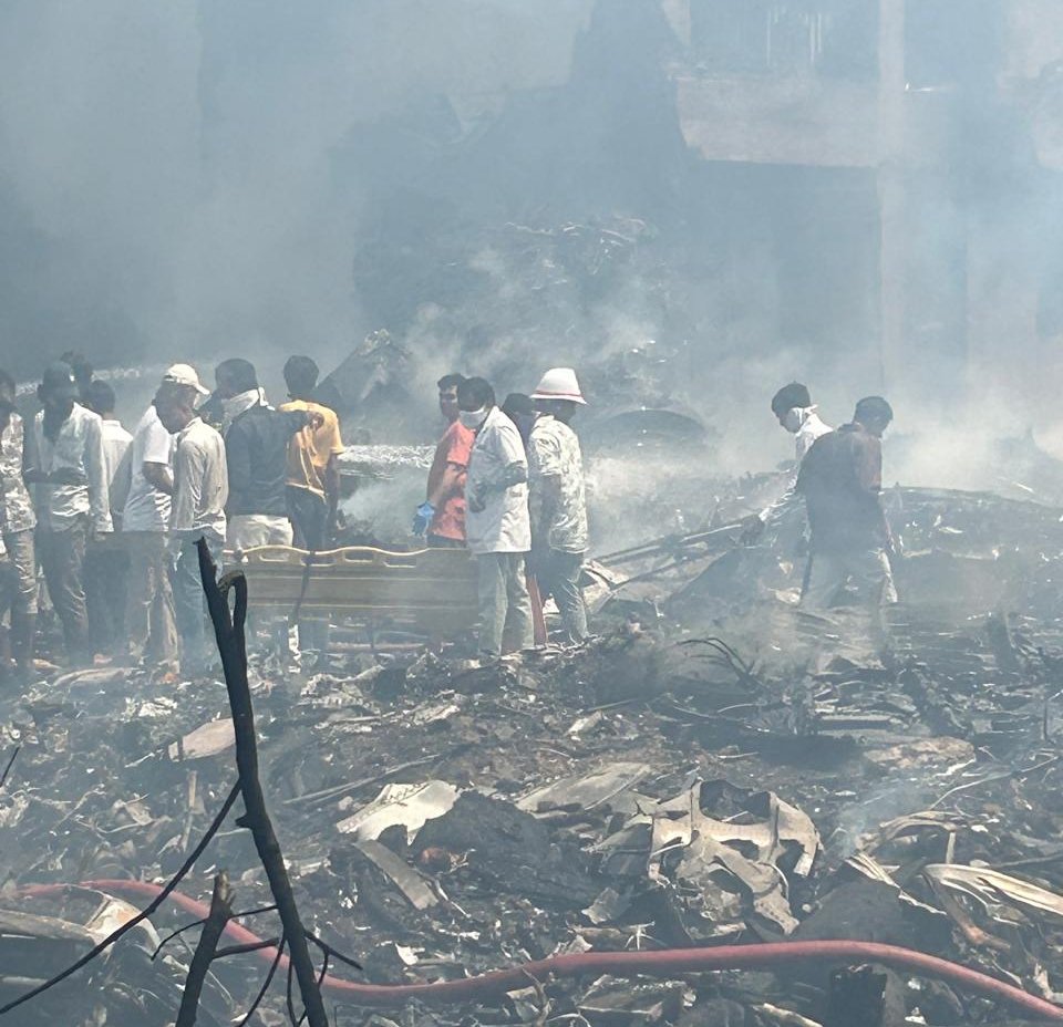 ahmedabad-air-crash-death-toll-275-dna-identification