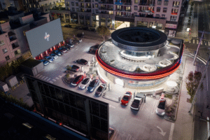 elon-musk-tesla-diner-launch-los-angeles