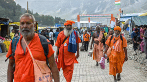 amarnath-yatra-2025-second-batch-5200-pilgrims-departed