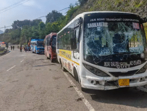 amarnath-yatra-bus-accident-ramaban-2025