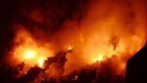 ghaziabad-fire-due-to-fridge-short-circuit-girl-dies-mother-critical